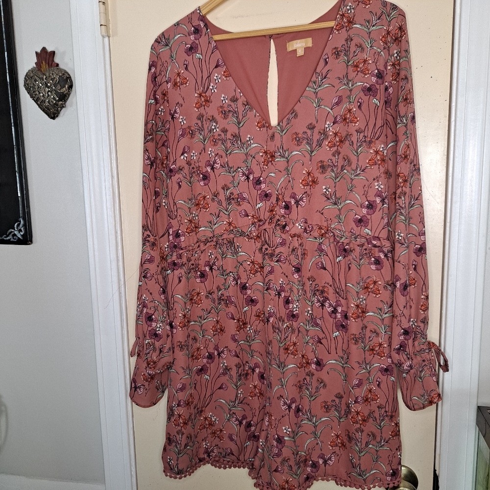 Floral romper mauve